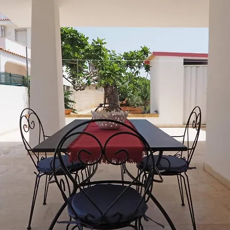 La Casa Di Nonno Seba By Salento Affitti Torre Suda